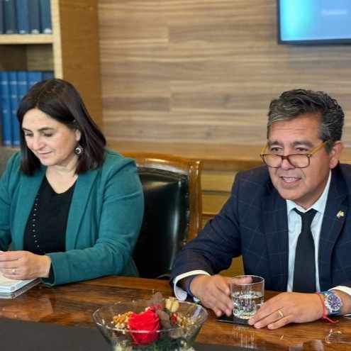 Reunión entre el alcalde de Calama y presidente de AMUNOCHI